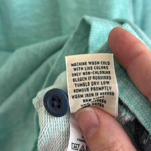 L.L.Bean Women’s Rugby Teal Hooded Pullover light weight sweatshirt sz M petite - Picture 11 of 12